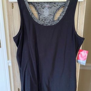 NWT DANSKIN WORK OUT TOP SIZE XL